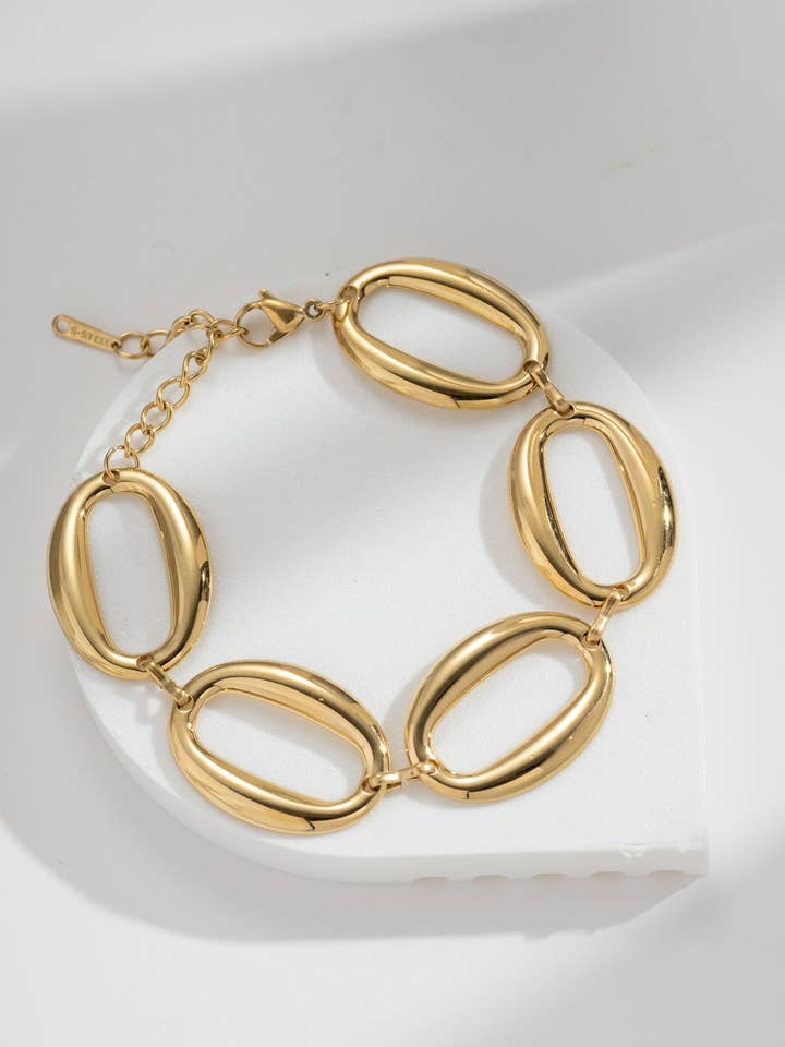 Bracciale Maglia Ovale Dorato Acciaio Inossidabile Audace chic per la vendita all'ingrosso da parte di COSMOS