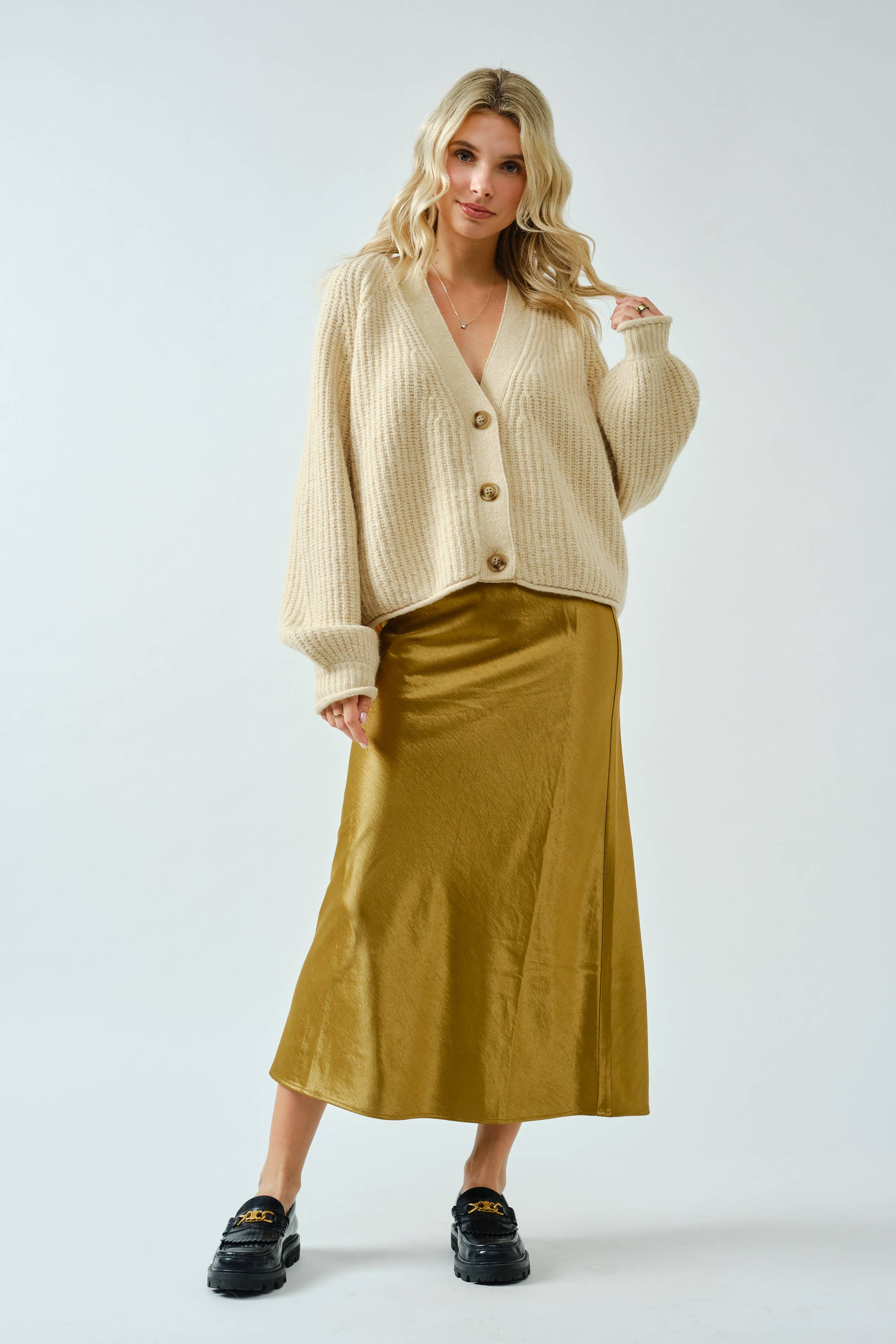 SPICE ALLEY – Engroshandel Nederdel - Dame – SA10002S - Satin Midi Nederdel2