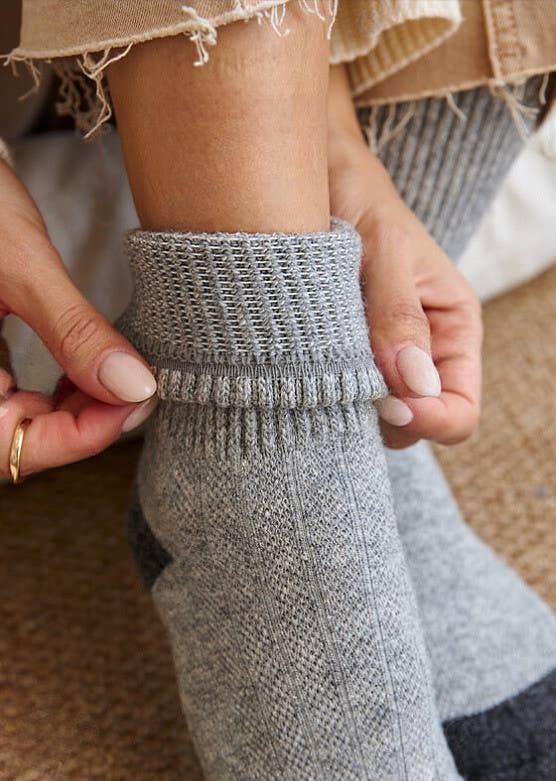 Mongulai – Engroshandel Strømper - Unisex – Grå sokker i yakuld3