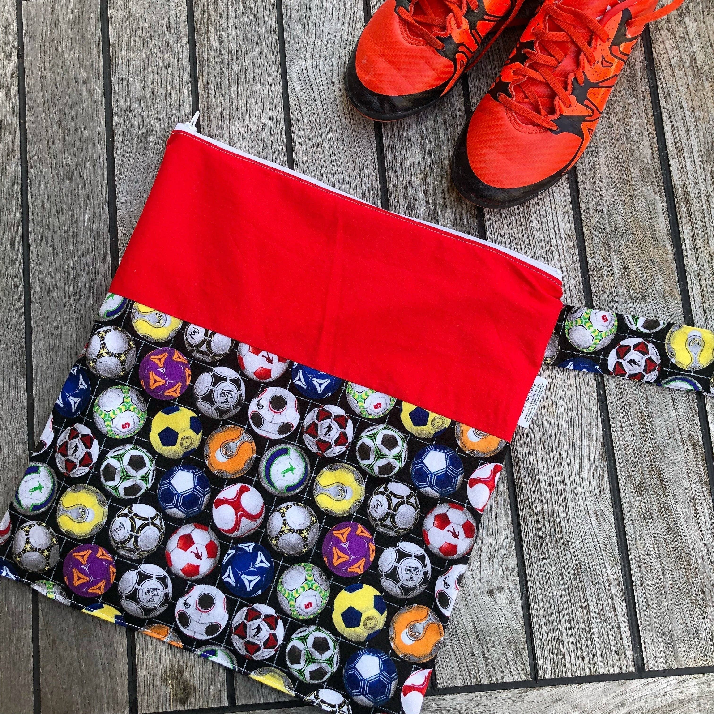 Nina's Flying Needle - Wholesale Wet Bag - Kids & Baby - Large Wet Bag with Handle Stripes Wonky Flamingos3