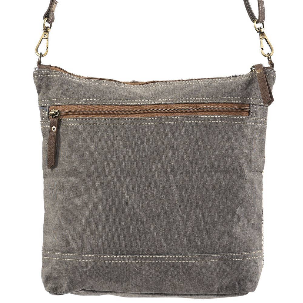 Clea Ray Canvas Bags & Clothing – Großhandel Umhängetasche - Damen – Crossbody mit Musterteppich und Fell2