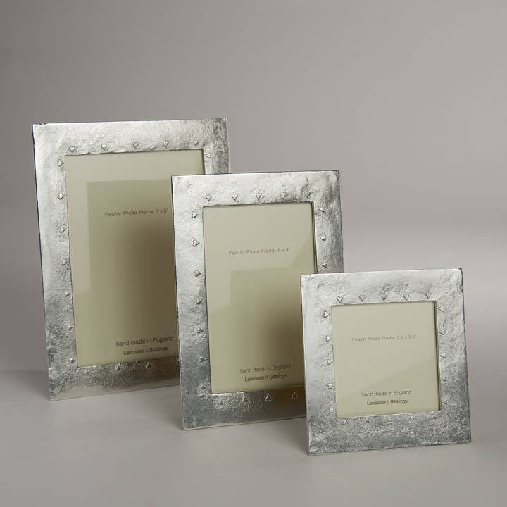 Lancaster and Gibbings - Wholesale Picture Frame - Hearts Hand Cast Pewter Photo Frame
