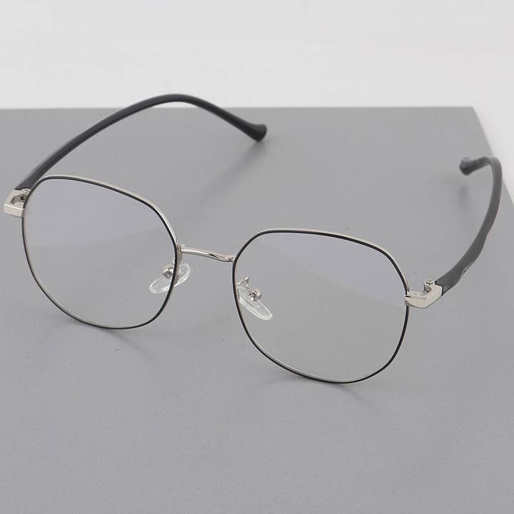Clear Classic Round Bluelight Glasses for wholesale on Faire1