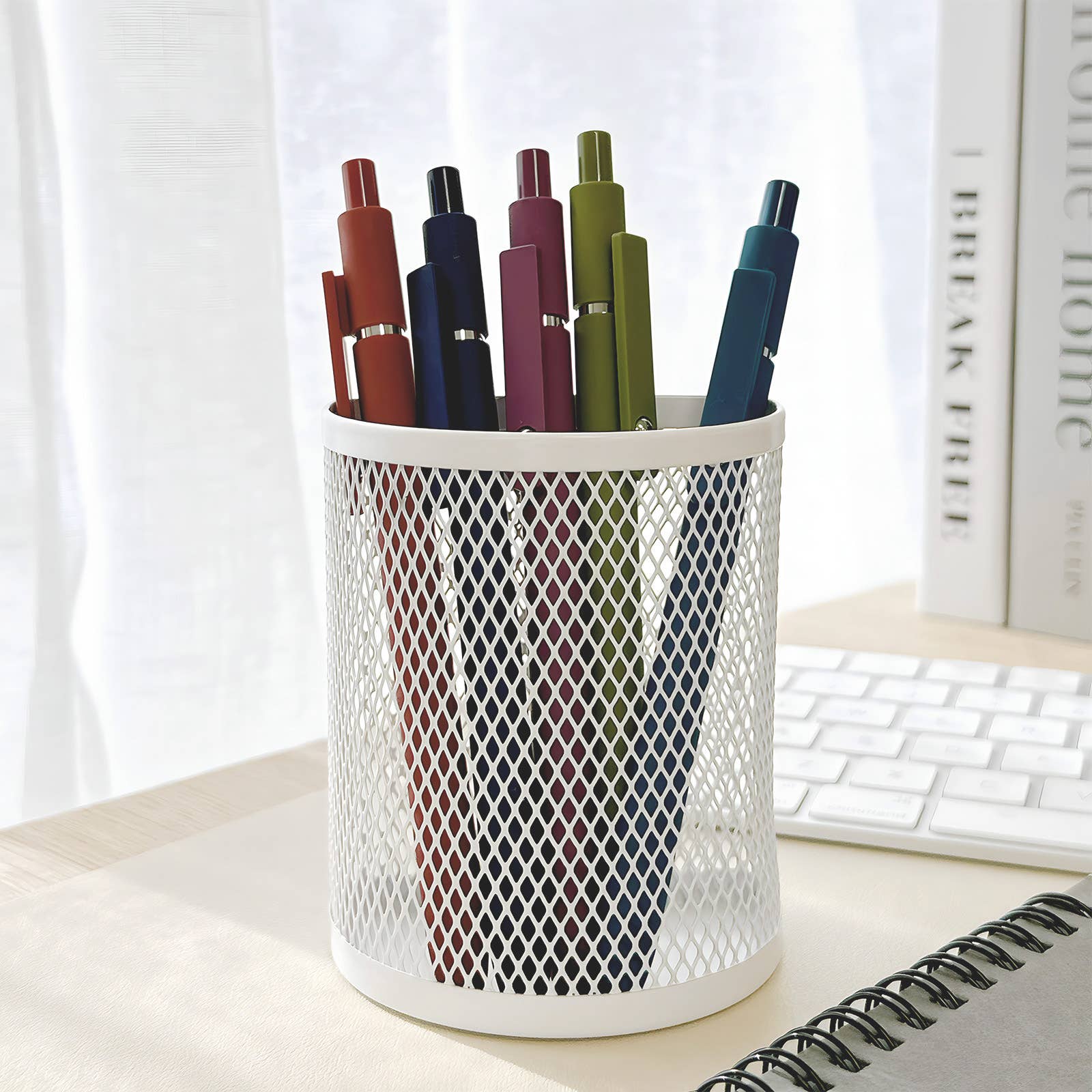 Wrapables.com - Wholesale Pen - Wrapables Smooth Retractable Black Ink Gel Pens 0.5mm, Set 513