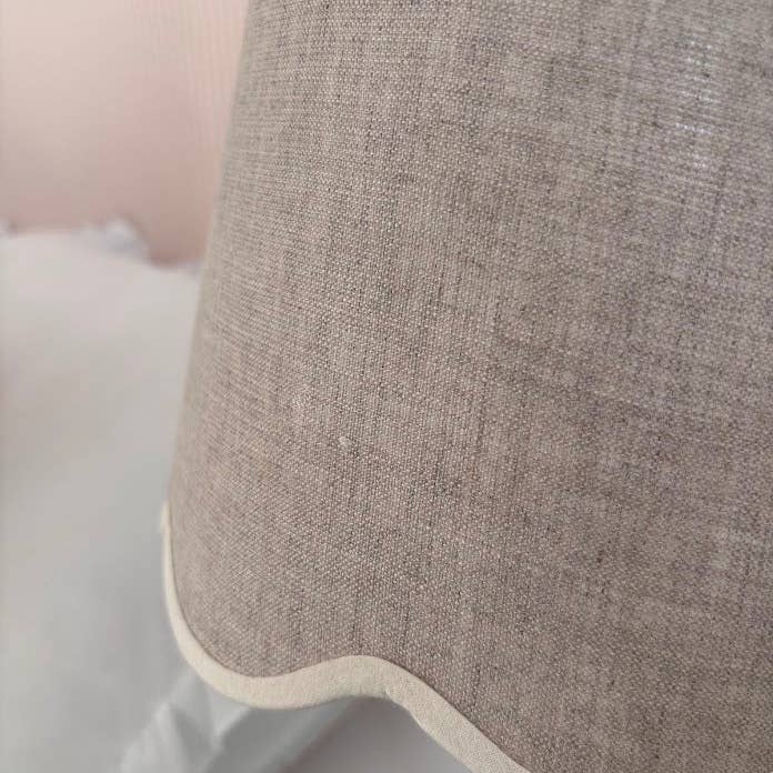 LNH EDIT - Wholesale Lamp Shade - Scallop linen cream trim Lampshade6