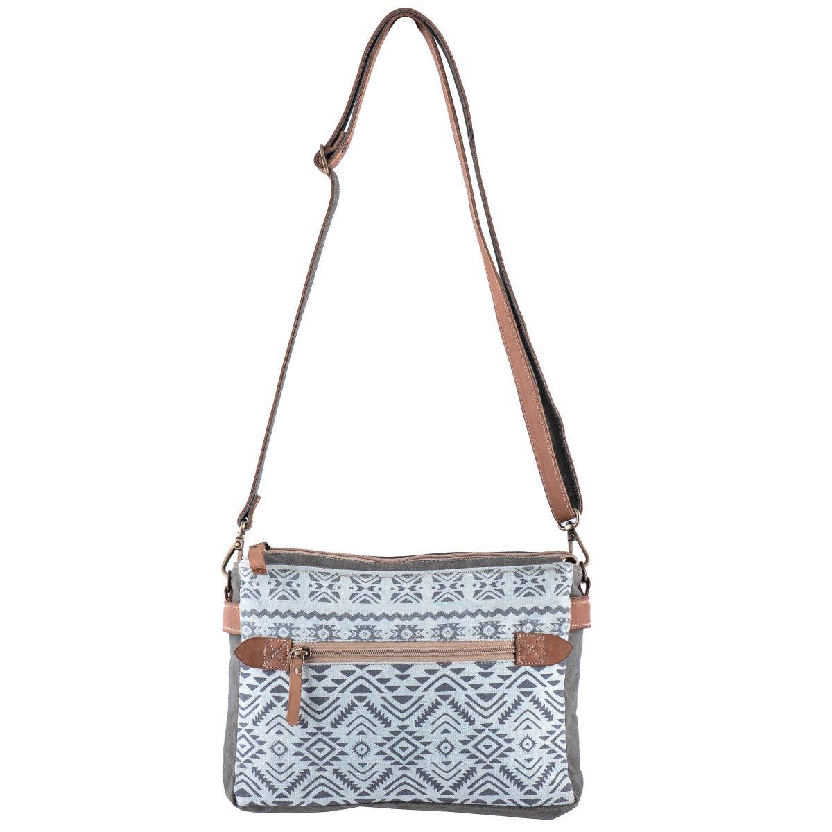 Sixtease Bags USA - Wholesale Crossbody Bag - Women's - Fusion Beloved Crossbody Bag - Unisex1