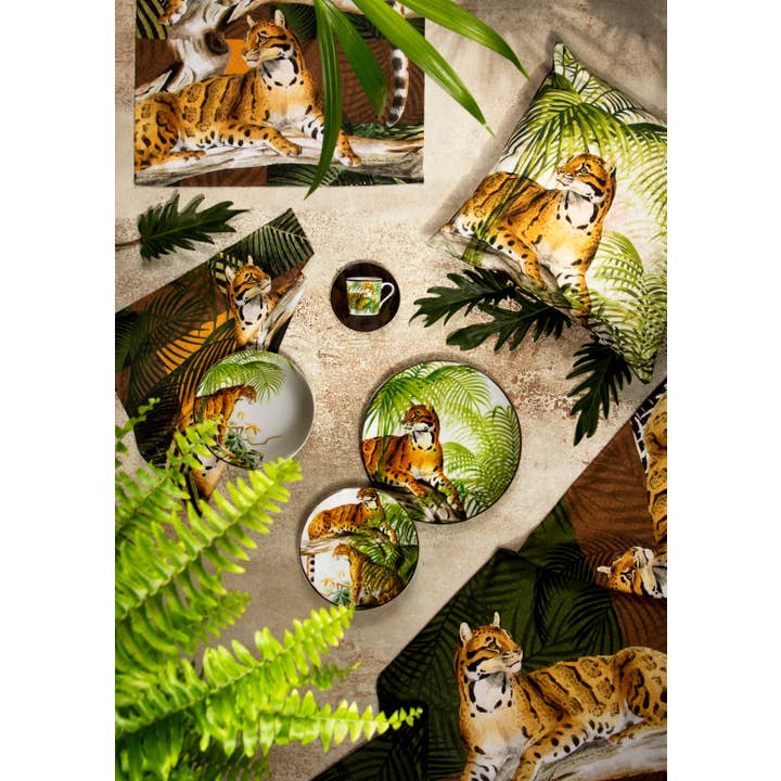 multicolour 18 Leopard Plate Set for wholesale on Faire4