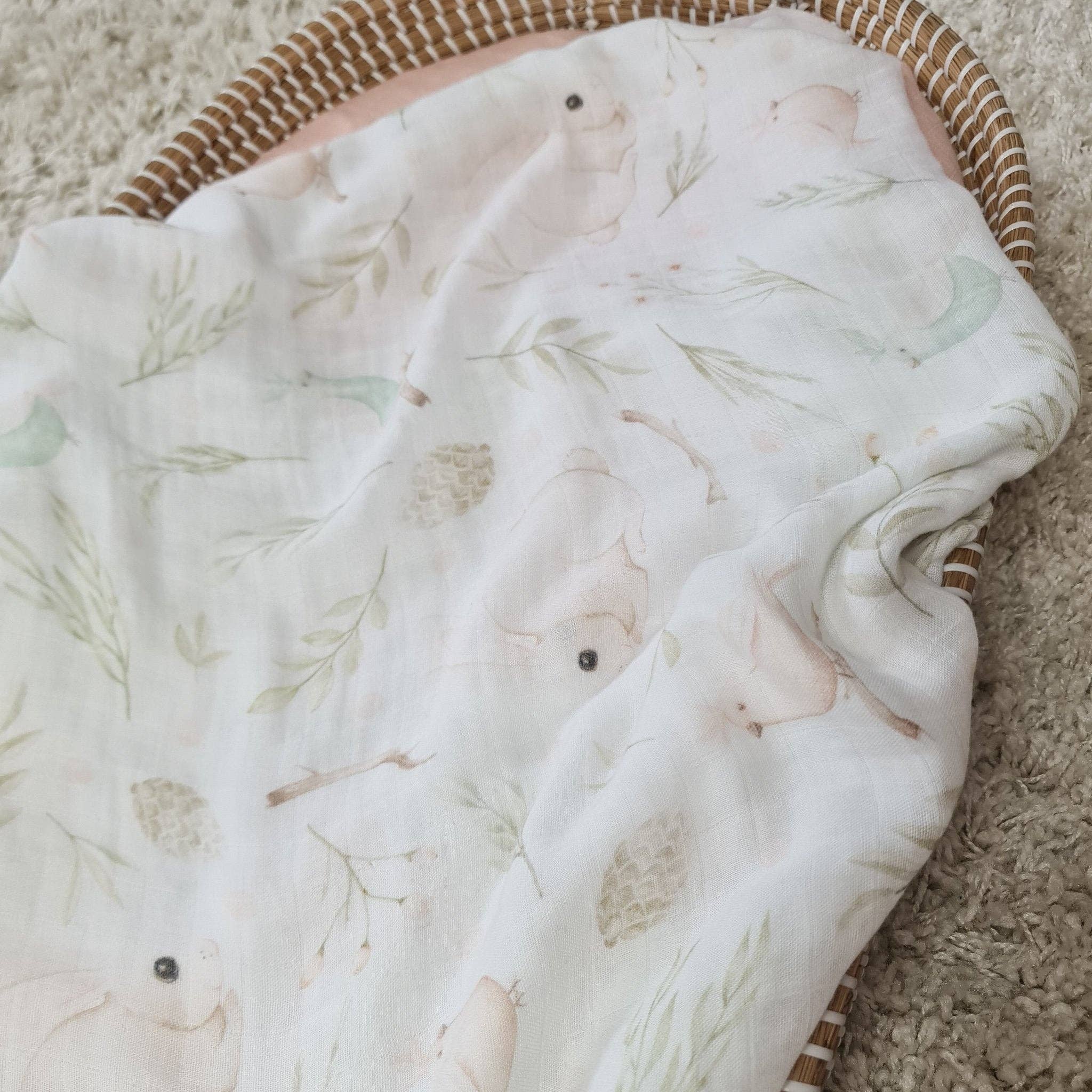 Minky Myles – wholesale Swaddle set – Baby – Muslin Swaddle & Headband - Forest friends3