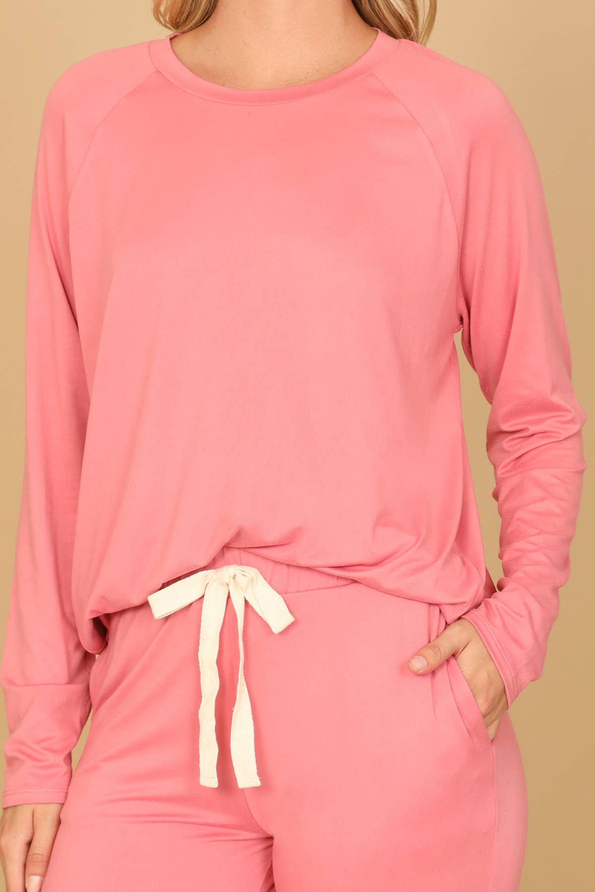 You & Me - Vendita all'ingrosso Pantaloni sportivi/da jogging loungewear - Donna - Set maglia a maniche lunghe e joggers taglie forti YMP40001XV con cintura da annodare.14