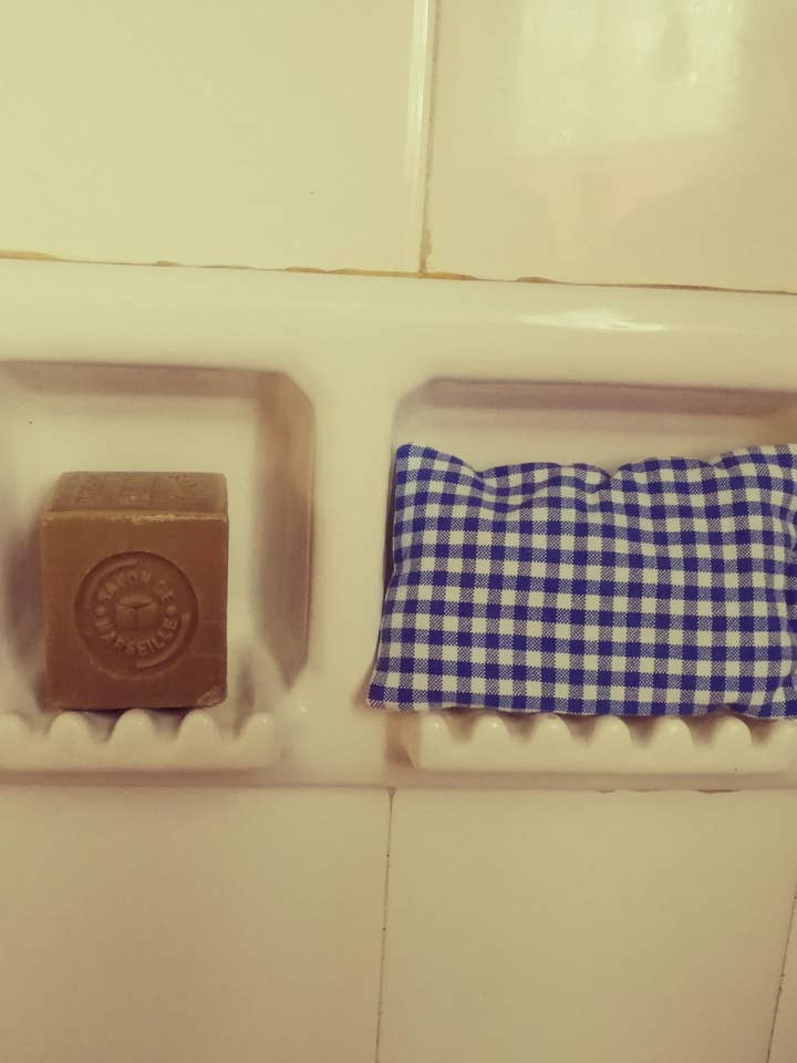 Blue check sponge for wholesale by Funnycreation