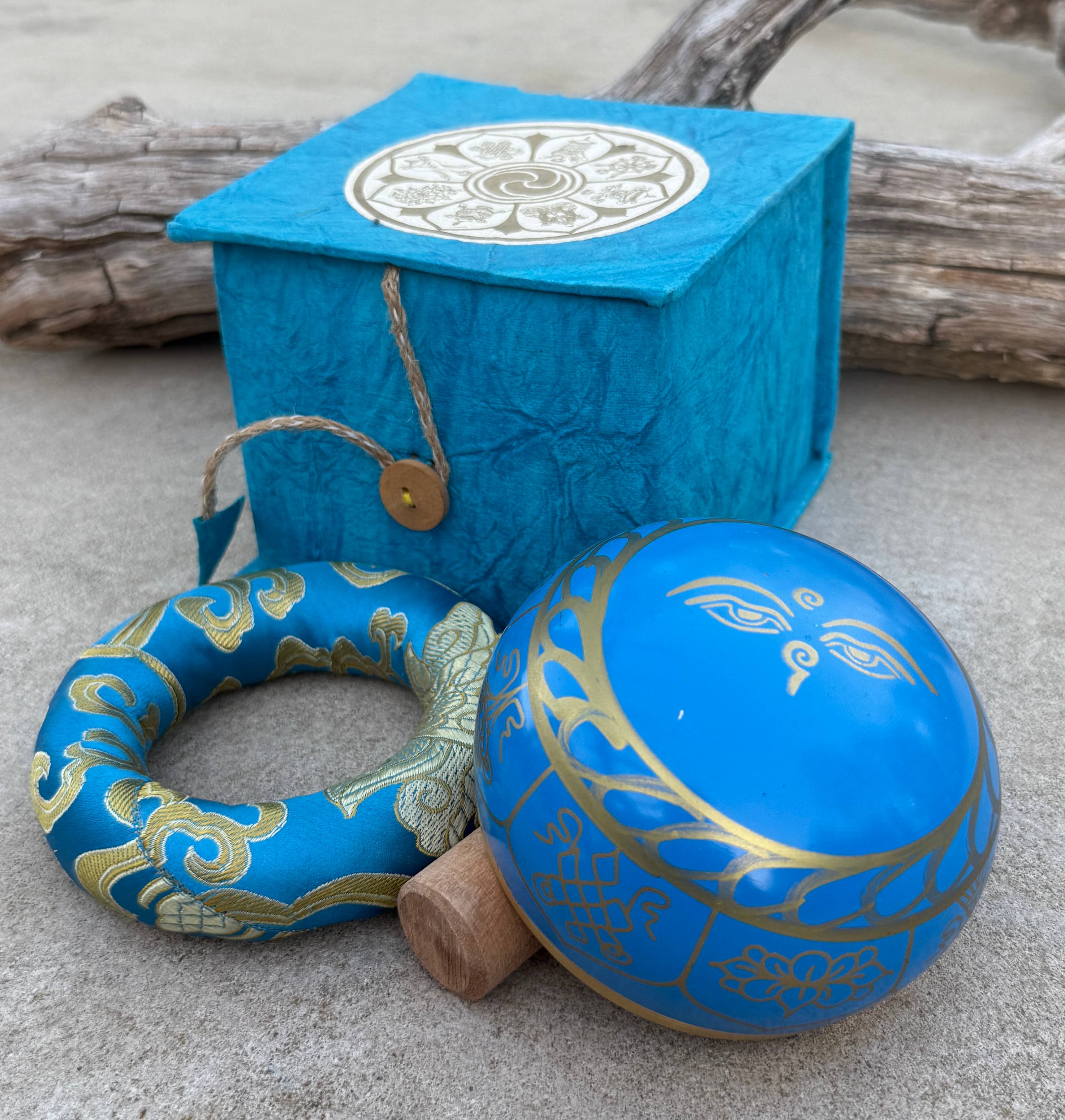 Lungta Imports - Wholesale Meditation Supplies - Tibetan Complete Singing Bowl Gift Box Set 8 Lucky Symbols 19