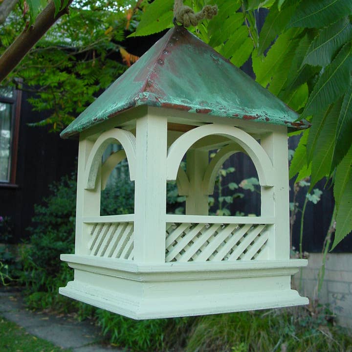 Green Feathers – wholesale Bird feeder – Hanging Bempton Bird Table1