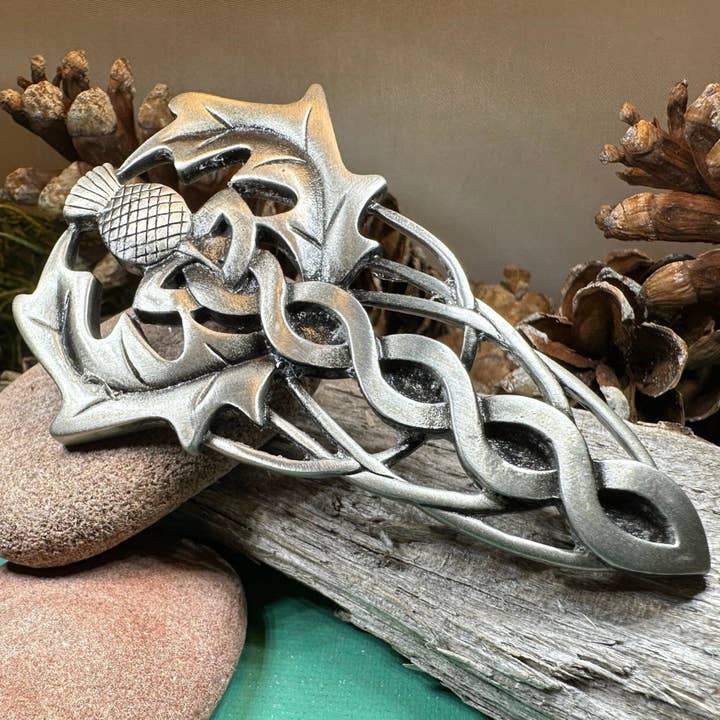 Ben Nevis Tidsel Kilt Pin for engroshandel hos Celtic Crystal Designs Jewelry & Gifts