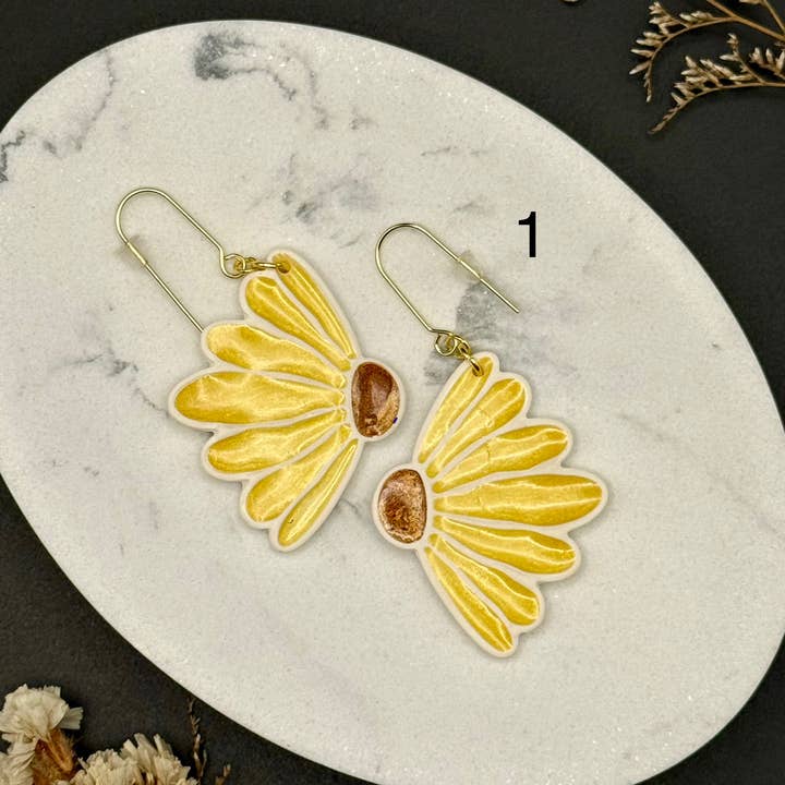 ELT Art Creations – wholesale Hängande örhängen – Daisy Doos