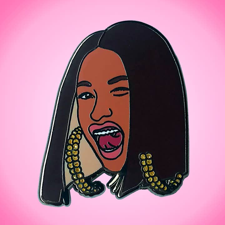 Cardi B Revers Pin for engroshandel hos Doo Stuff