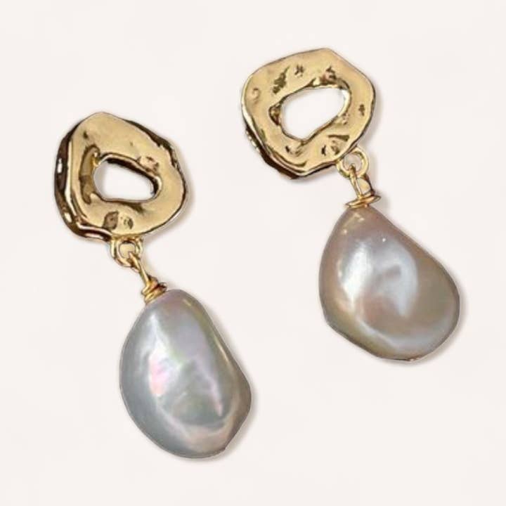Ariana oorbellen met parelmoer | verguld voor wholesale door Luxe and Co