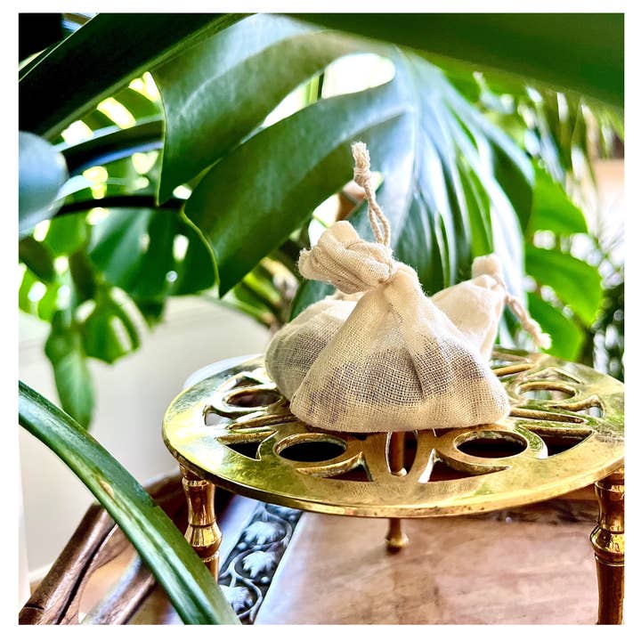 Mansimble Tea & Estate - Wholesale Tea Bags - Wild Rose & Black Kangra Hand-Tied Organic Cotton Tea Bag