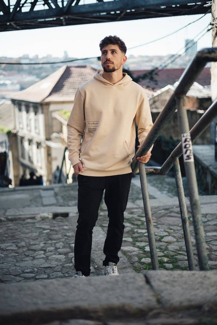 LEOPOLT x Kuckuck – Großhandel Hoodie – Unisex – Bio-Baumwolle Hoodie Unisex - Soy Bean Movement Print7