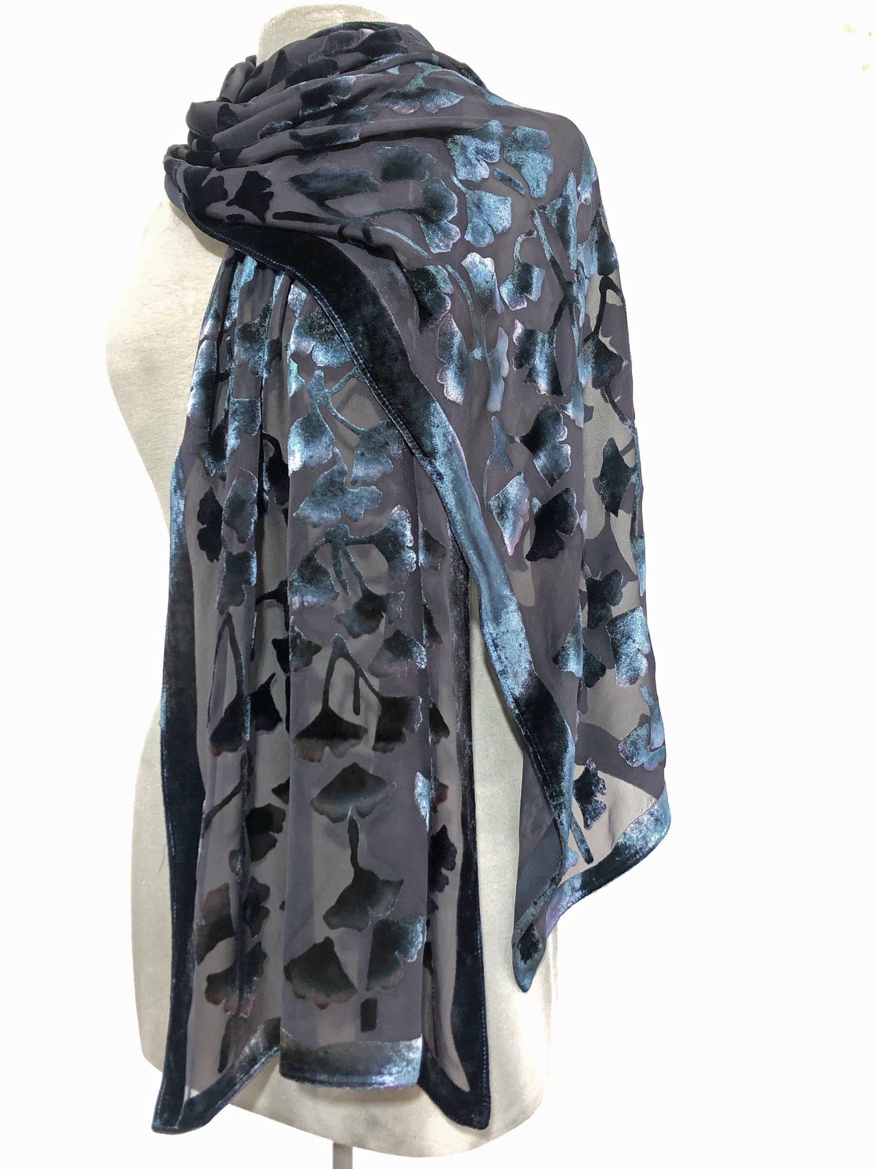 Sherit Levin Textiles - Vente Écharpe – femme - Écharpe en velours noir1