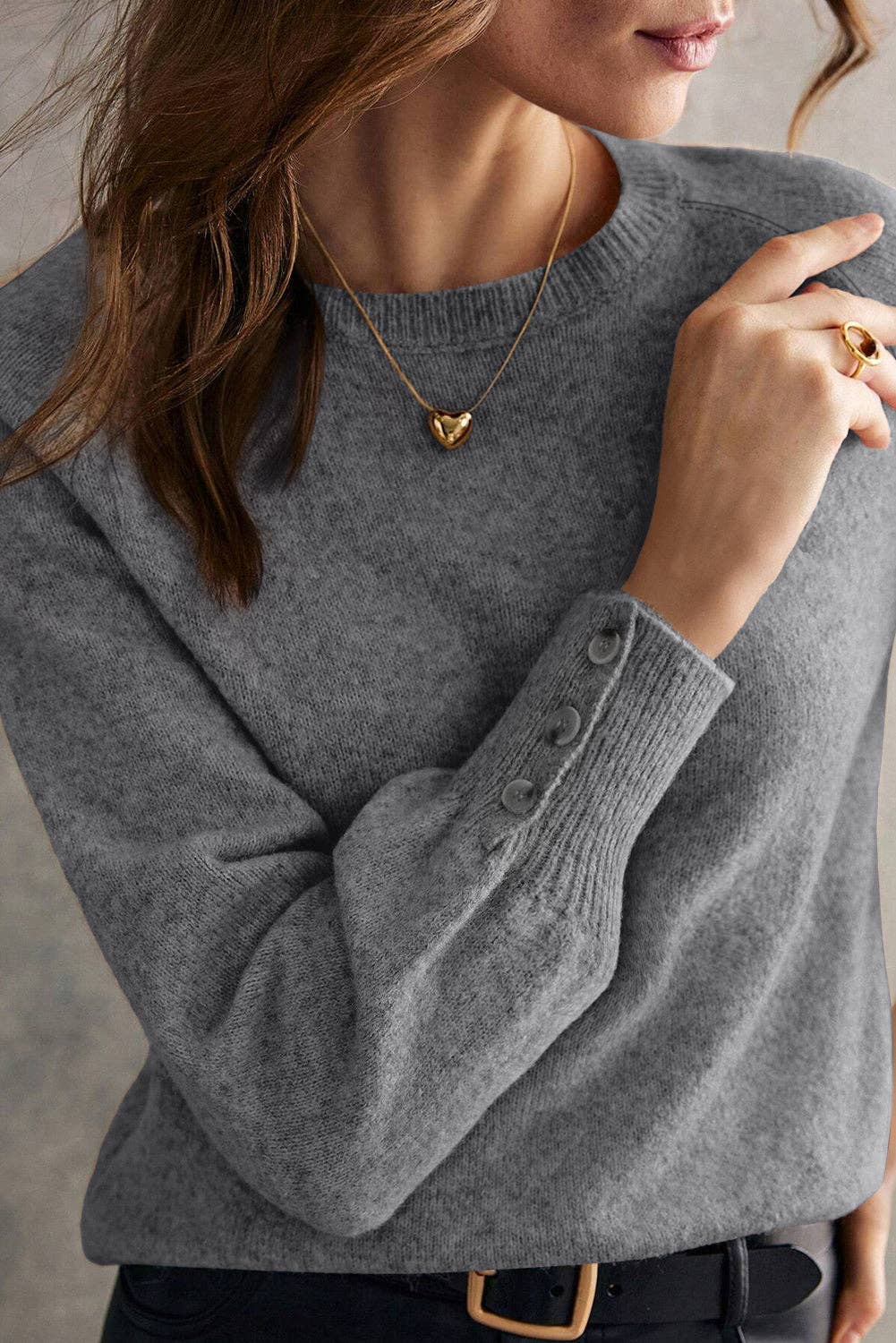 Lovesoft – Großhandel Strickpullover – Damen – Kamel Strickpullover mit Knopfleiste und Bischofsärmeln3