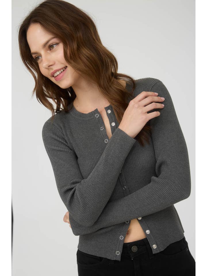 The Workshop Studio - Vente Cardigan – femme - GILET EN MAILLE À COL ROND AVEC BOUTONS-PRESSION37