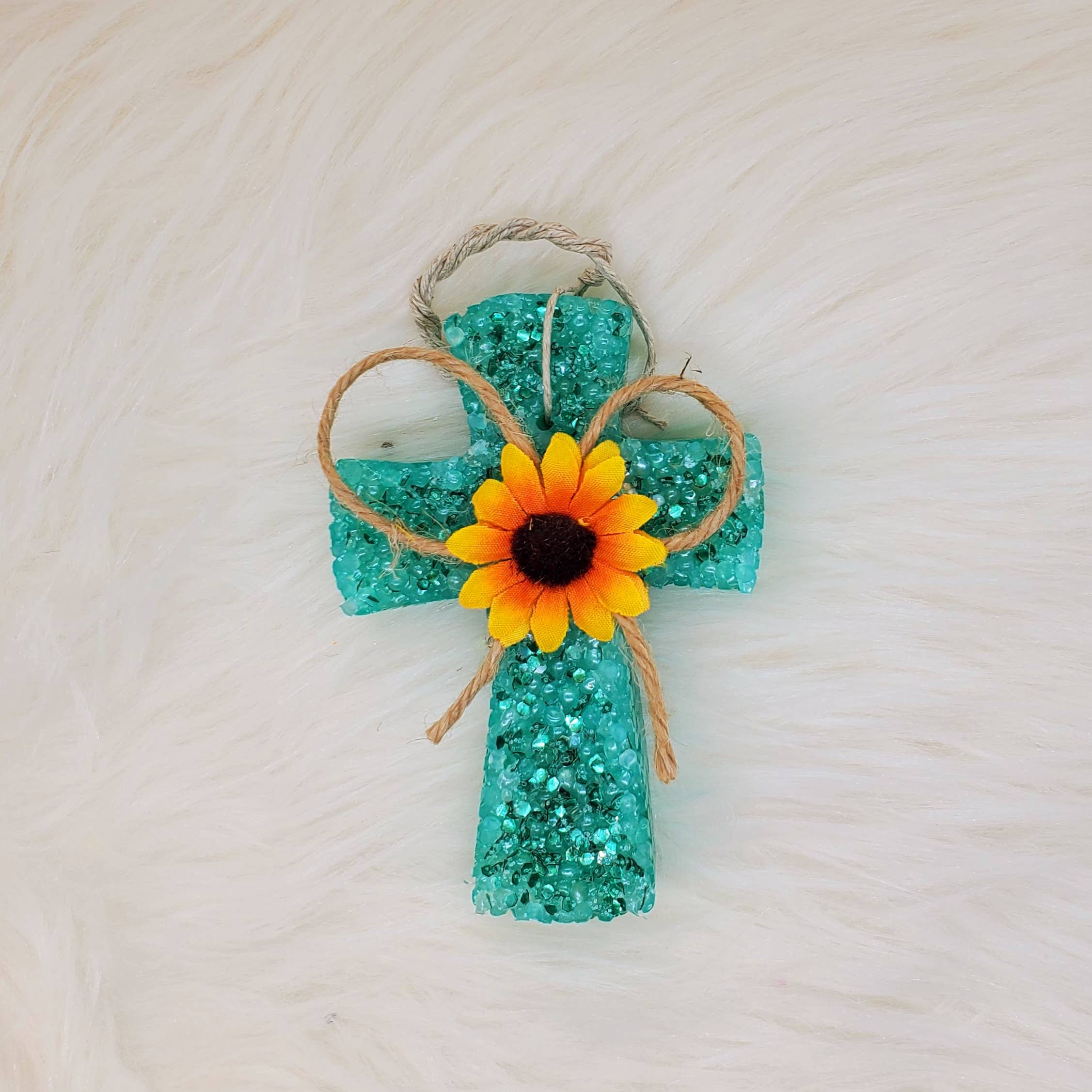 Leafcutter Candle Co. - Wholesale Car Freshener - Women’s - Cross with Sunflower Bow