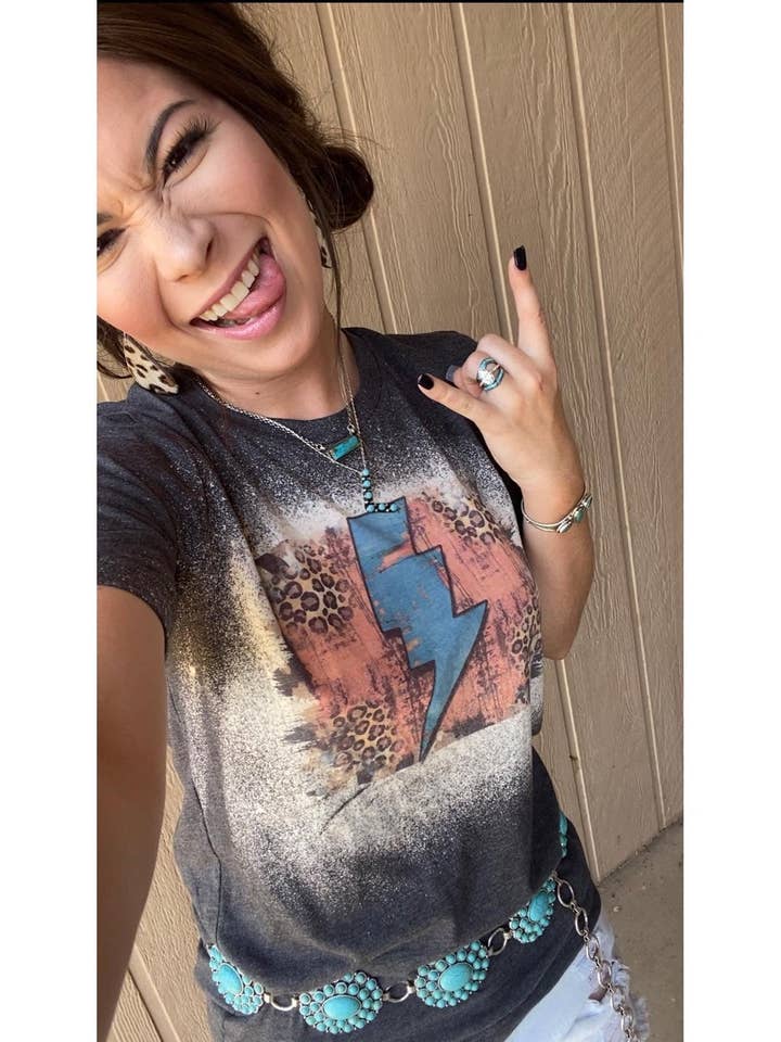 Gris turquoise électrique pour la vente par Grace N Grit Designs