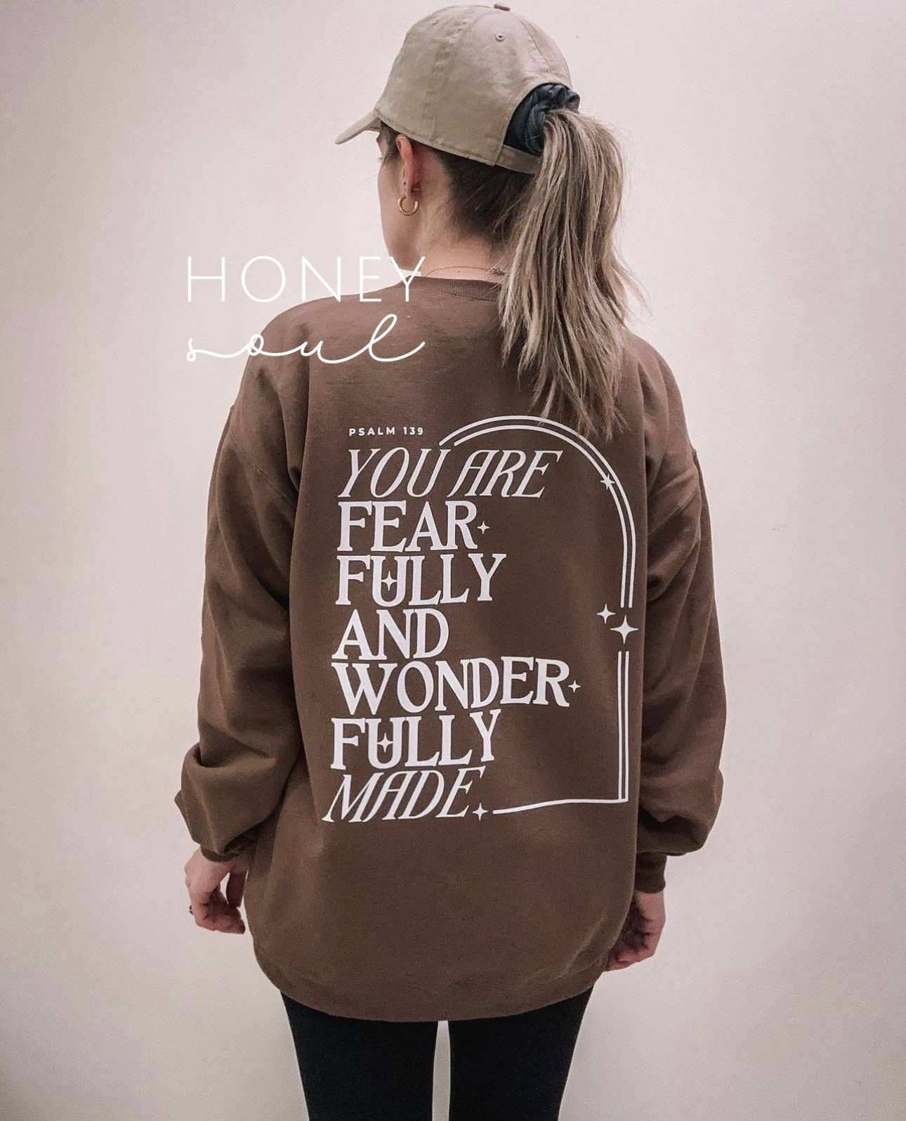 Honey Soul LLC - Wholesale Graphic Sweatshirt - Women's - Graphic Fearfully & Wonderfully Made Crewneck0