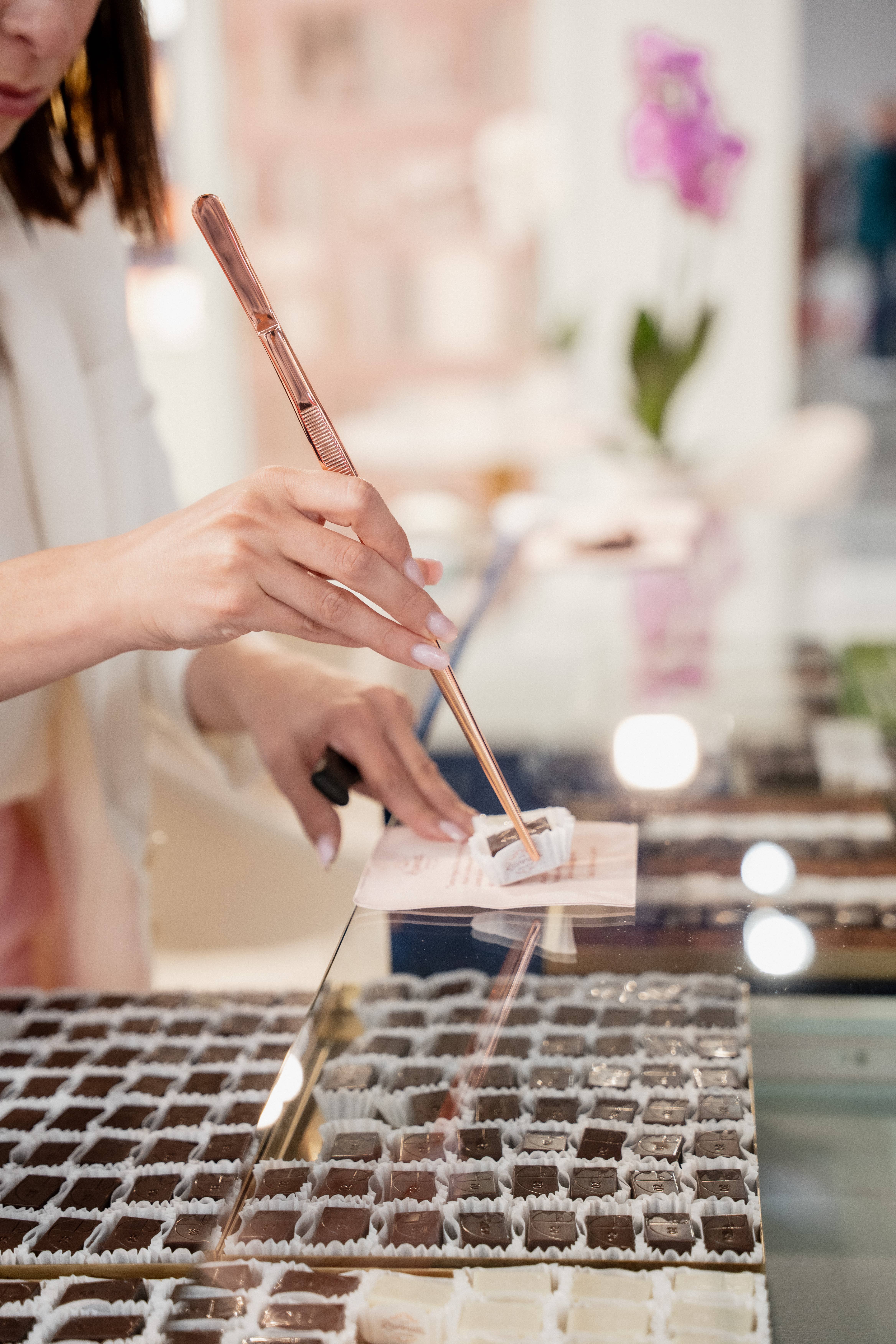 Cioccolato Lavoratti 1938 - Wholesale Chocolate Covered Sweets - Loose Mandarin Praline2