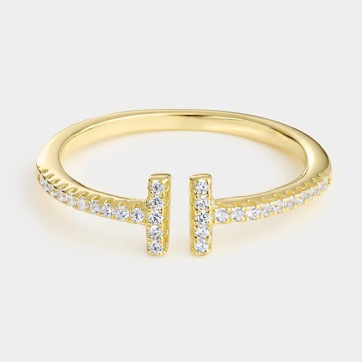 Yellow gold-plated silver ring with white zircons for wholesale by Itemporality