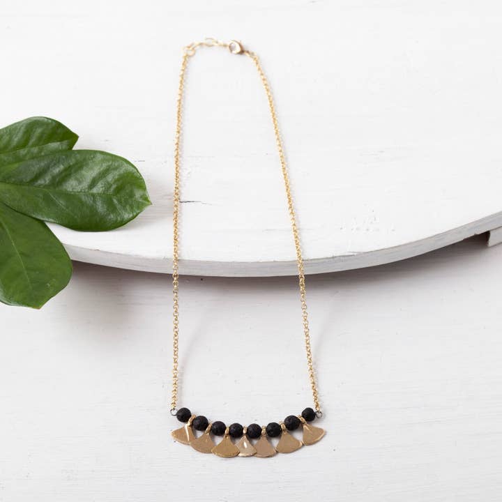 Baizaar - Wholesale Pendant/Charm Necklace - Stone Petal Necklace5