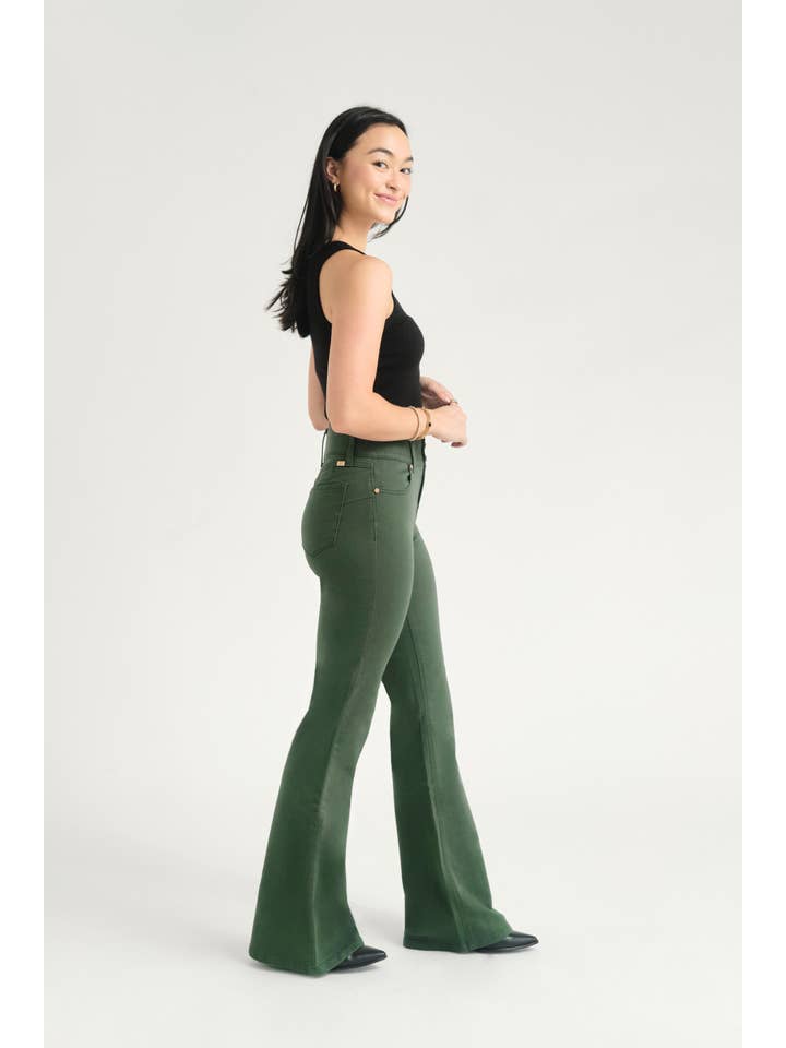 1822 Denim - Wholesale Jeans - Women's - 34" Luxe Shapewear Fit & Lift Flare Jean in Forest Green💚3