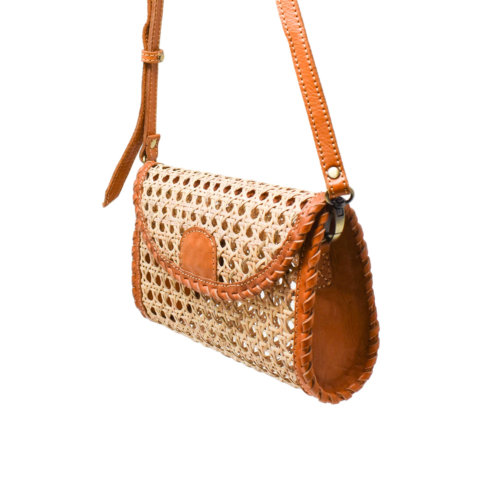 Fringed Trim Woven Straw Backpack in Caramel