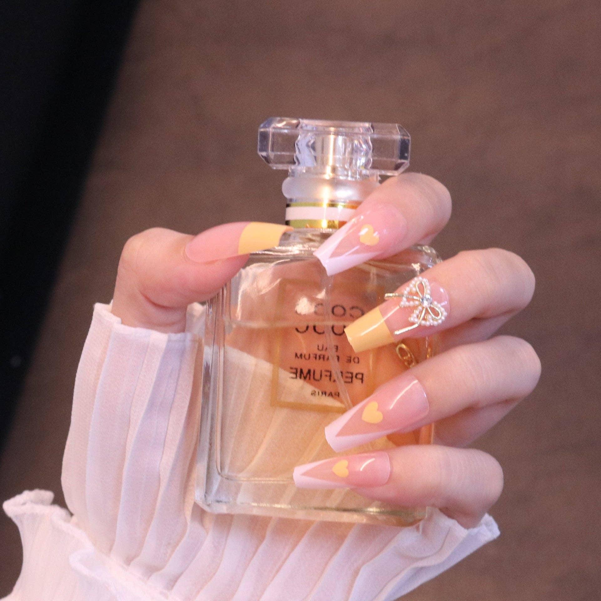 Viele Farben Lange quadratische gelbe French Tip Press On Nails mit Schleife für den Großhandel auf Faire7