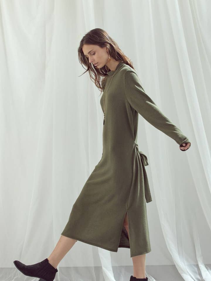 Steals & Deals - Wholesale Dress - Women's - Mock Neck Lounge Style Dress PLUS1