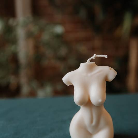 Lolitas Candle Co - Wholesale Novelty Candle - Goddess Candle2