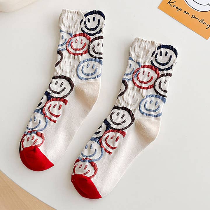 ACCITY - Wholesale Socks - Women's - COTTON SMILEY FACE CREW SOCKS_CWMS02801