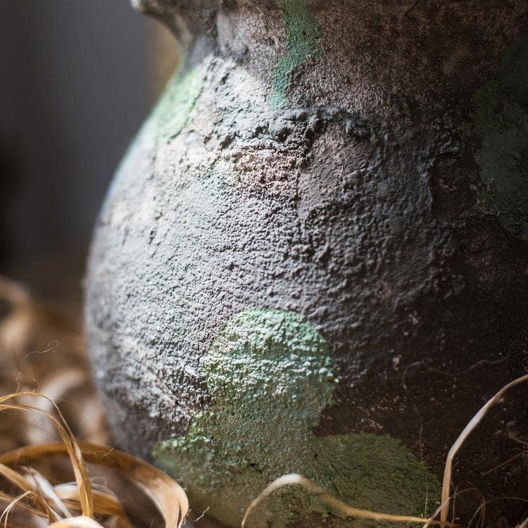 Rustic Reach - Wholesale Plant Pot - Pompeii Cement Floral Jar7