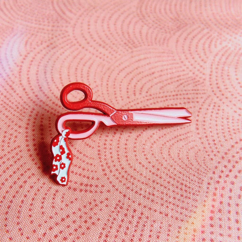 Wild Hunt - Wholesale Lapel Pin/Button - Fabric Scissors Enamel Pin