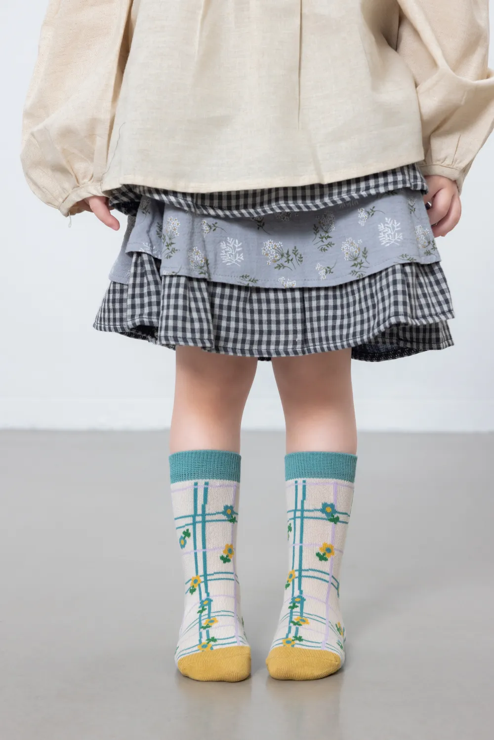 Multicolored 🧦 Pack of 4 Pairs of Children's Socks 🎀🌸 for wholesale on Faire2