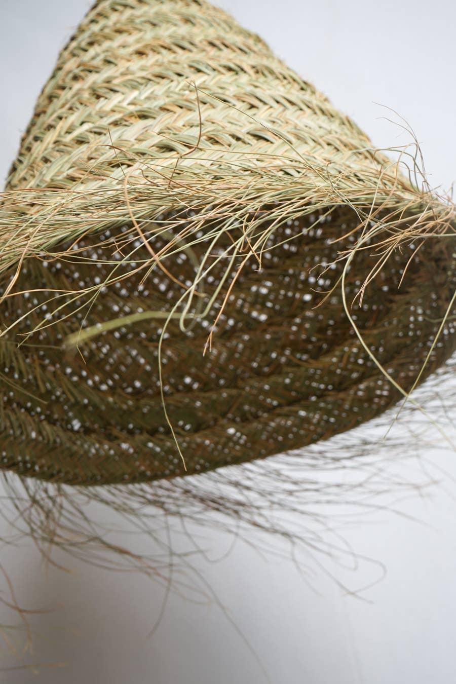 Logionline SLU - Vendita all'ingrosso Paralumi - Lampada in esparto intrecciato a mano2