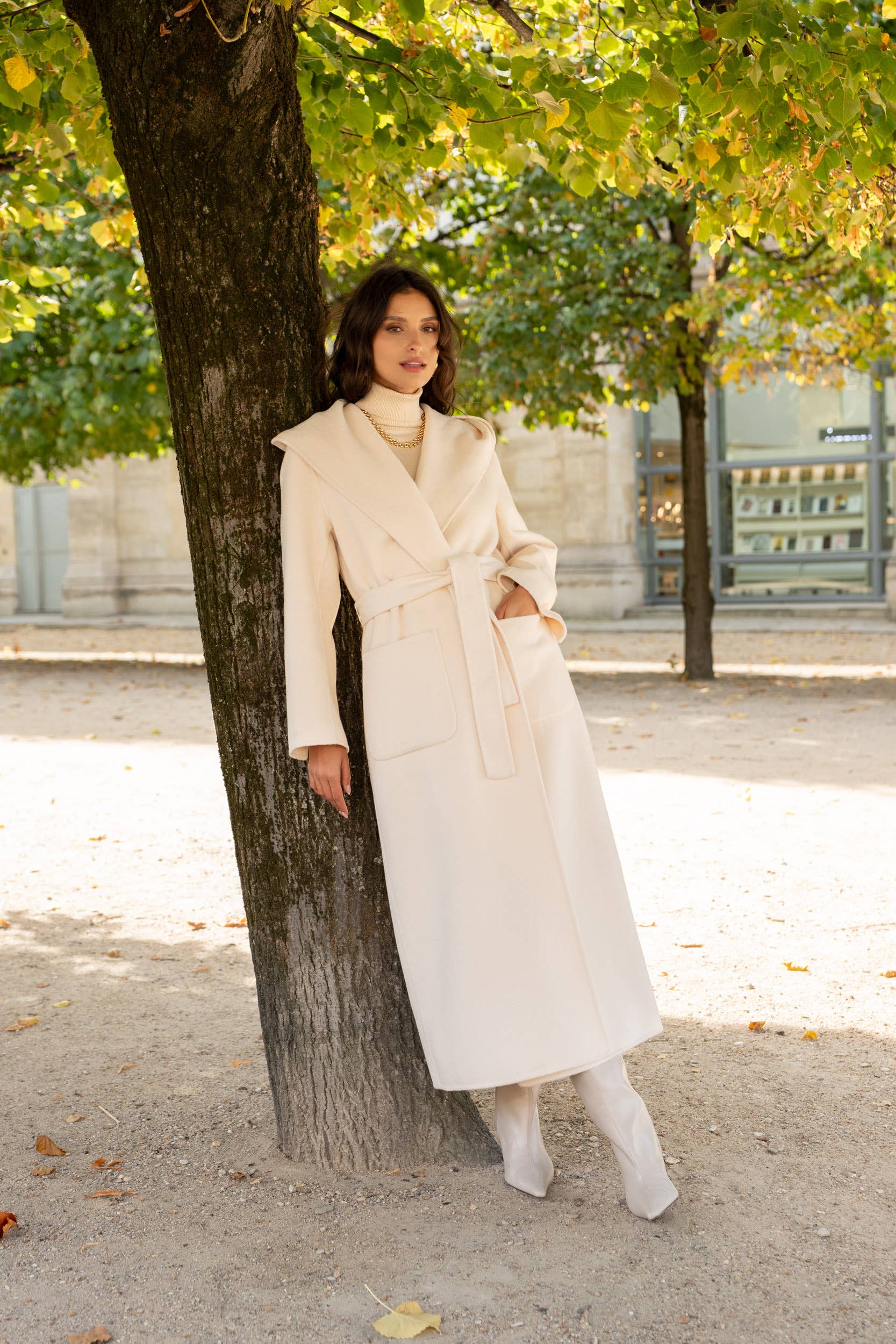 Attentif Paris - Wholesale Coat - Women's - Hand-sewn long wool coat with large hood and belt35