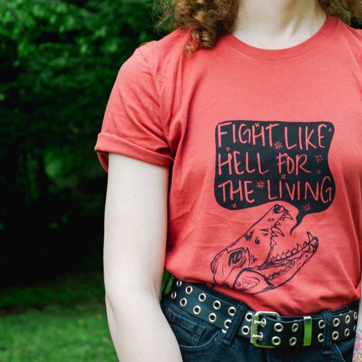 T-shirt Fight Like Hell For The Living - Possum Skull pour la vente par Critter Butts