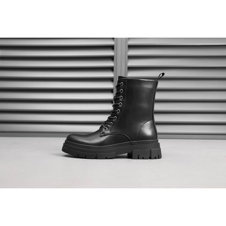 Top Staka - Wholesale Combat/Military Boots - Men's - A2358 Combat style ankle boots 8 pairs of eyelet9