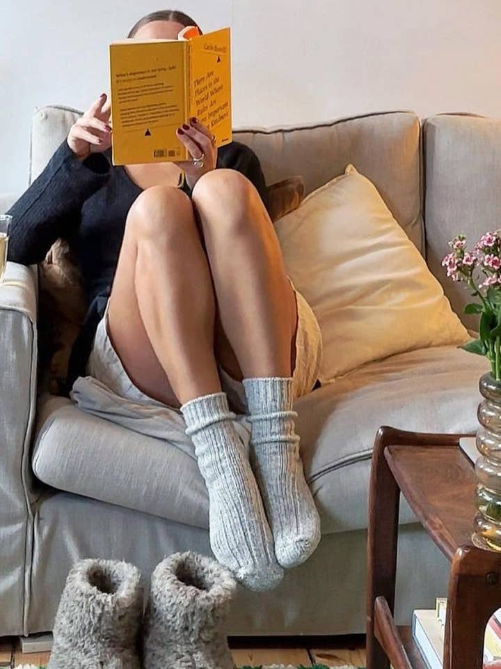 The Cozy Sheep - Wholesale Socks - Unisex - Wool socks - Light grey7