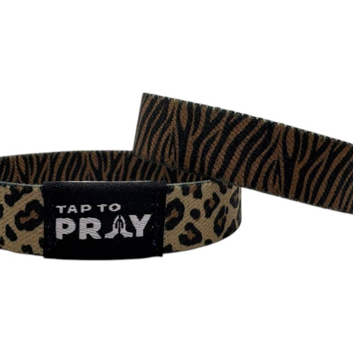 Versible - Wholesale Wristband - Tap To Prayâ„¢ Wristbands - Safari Leopard