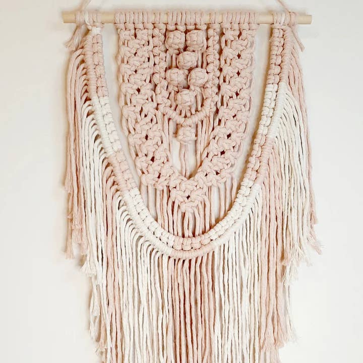 Bea'slittlestore - Wholesale Sculpture - Macrame Wall Decor Baby Pink & Natural Macramé Wall Hanging