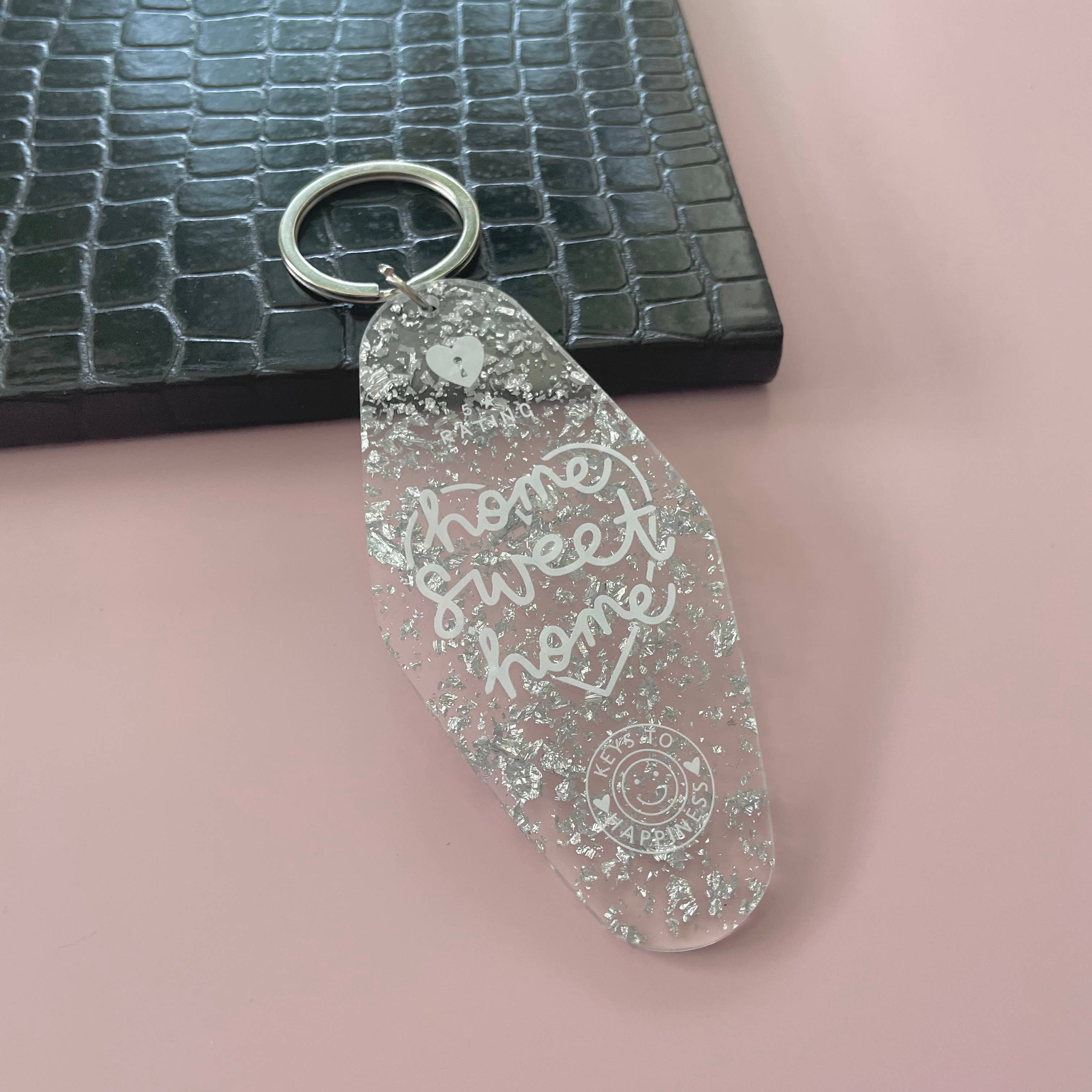 Dolly’s Doodles – wholesale Keychain – Women's – Home Sweet Home Silver Flake Motel Keyring0