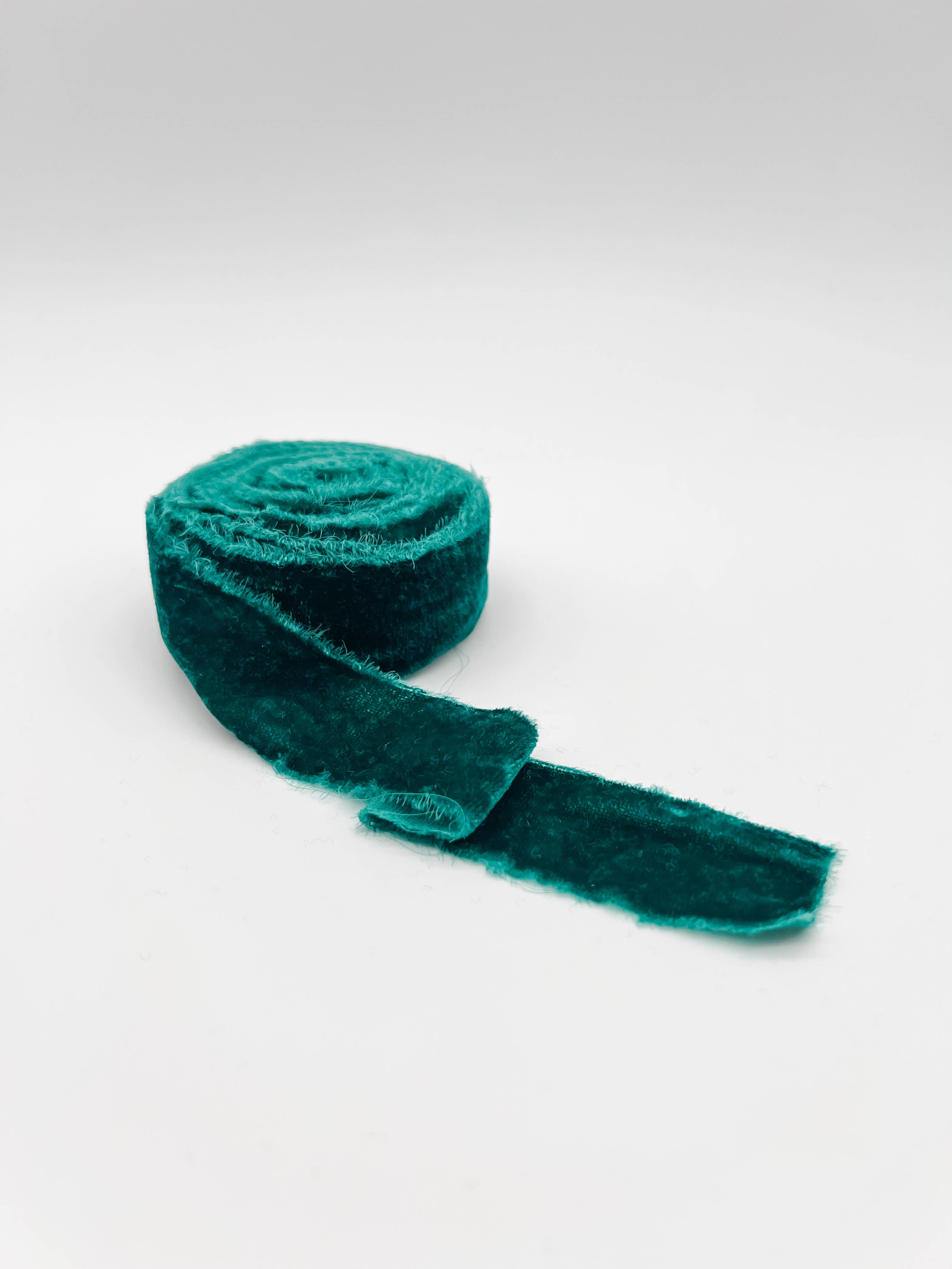 Trim & Twine - Vente Ruban – emballage cadeau - Ruban en velours à bord brut de 1,25"8