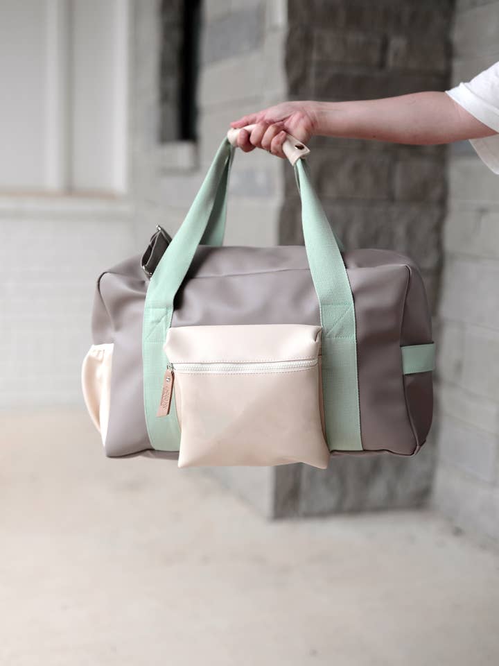 Saco de Viagem - Nala Color Block (Cinza/Pistácio/Creme) por atacado de Jadelynn Brooke